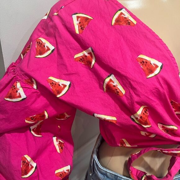 Color Me Courtney X Emily Wrap top - Picture 5 of 7